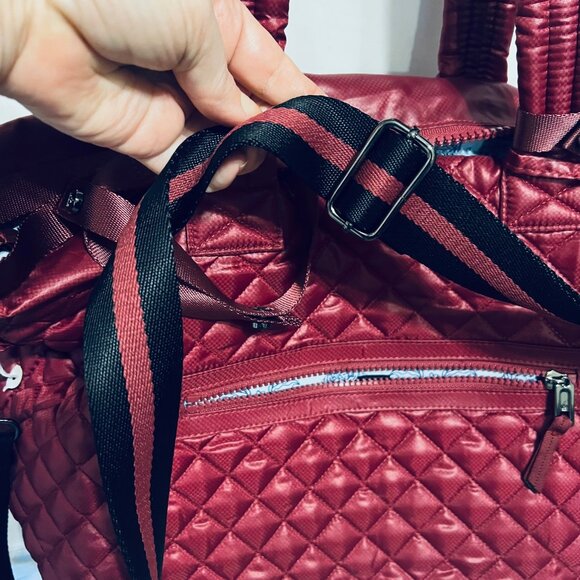 Oliver Thomas Quilted Kitchen Sink Tote/Matching Pouch-Dogs Signature-Maroon - Picture 7 of 16